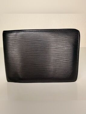 Authentic Louis Vuitton Black Epi Leather Bi-Fold Wallet